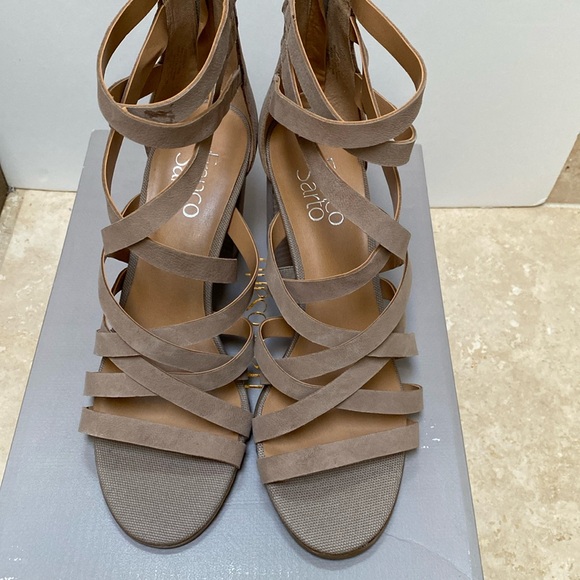 Franco Sarto Shoes - Franco Sarto sandals. Size 8.5 Gray. NWT